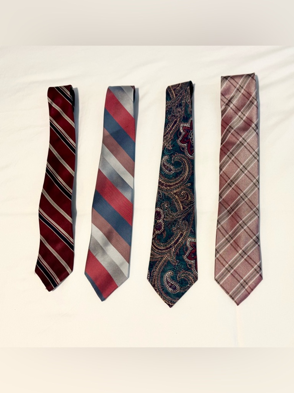 Tie Lot Assorted Red Blue Striped Solid ‎ Paisley Silk Polyester 4 Ties Preowned